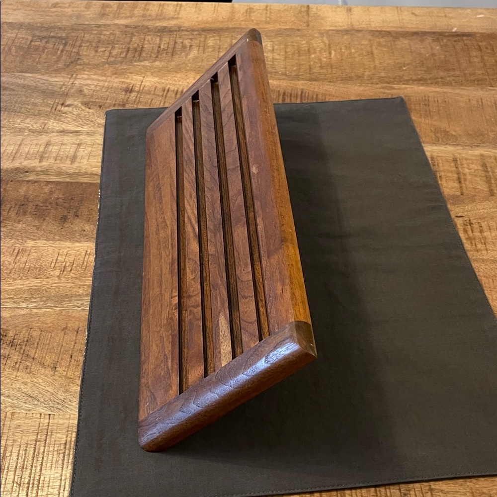 Challenge Coin Display Stand Rack Hand Made Hardwood - Picture 2 of 6